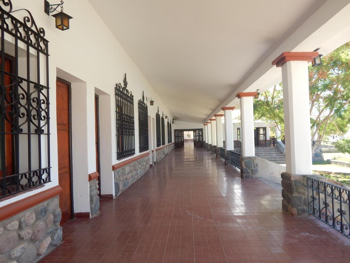 Hostería Municipal de Angastaco Exterior foto